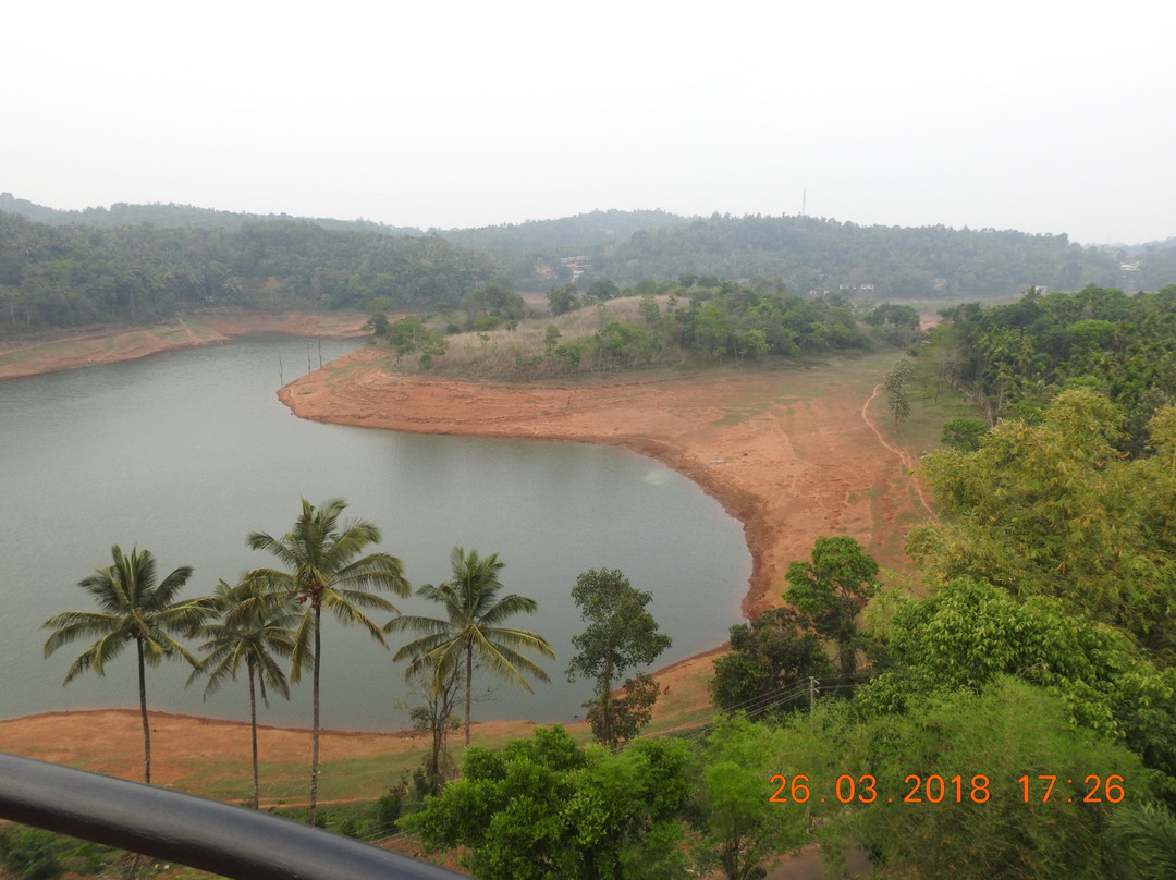 沙罗义度假村主图