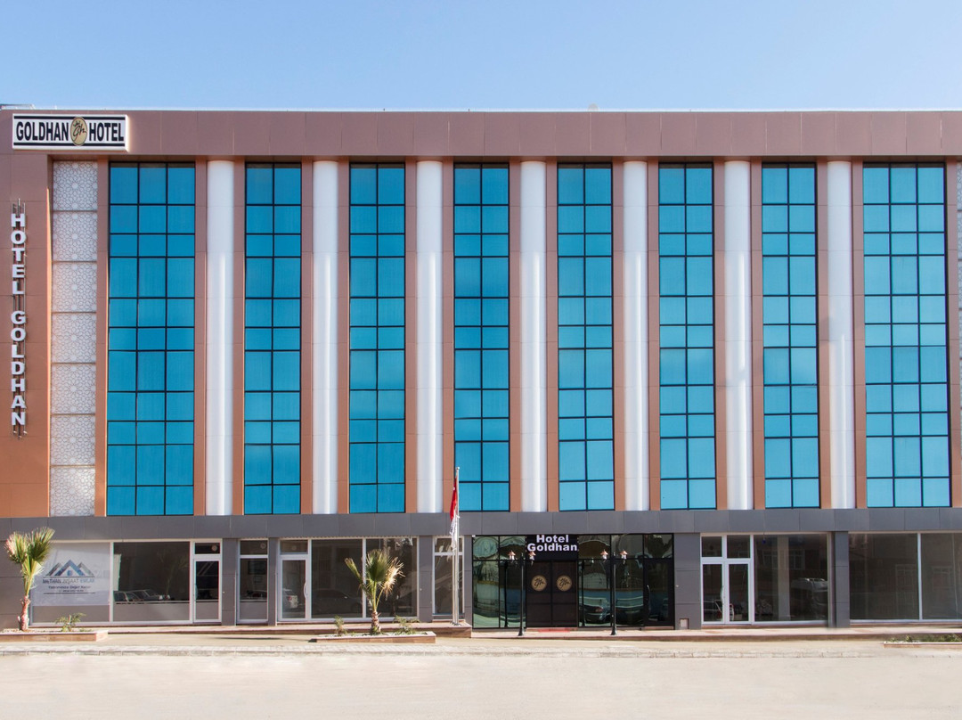 Goldhan Hotel主图