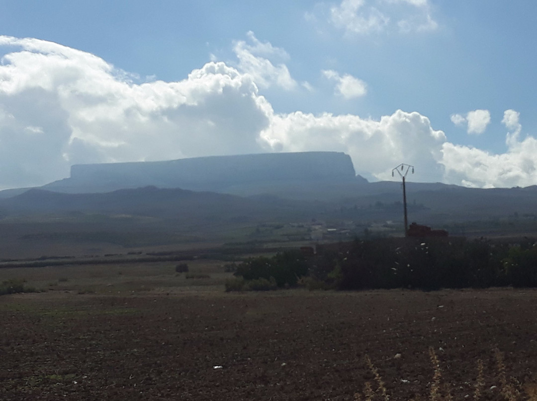 Table Jugurtha-Kalaat Senan必去景点