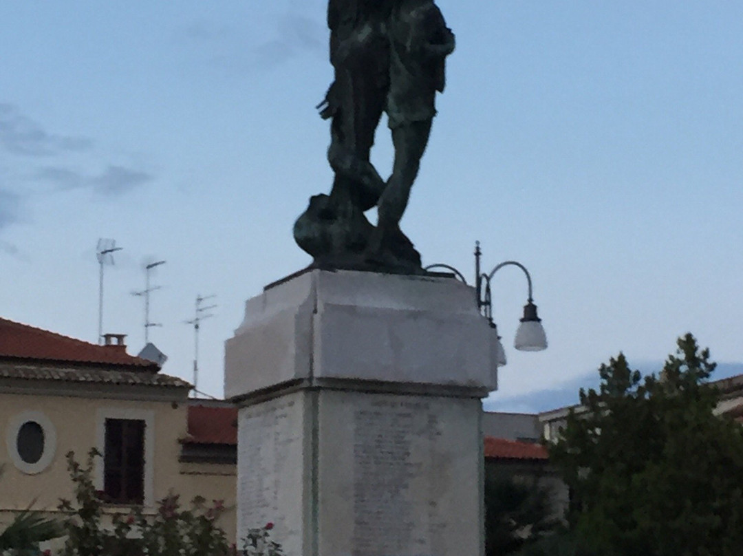 Monumento ai Caduti-Termoli必去景点