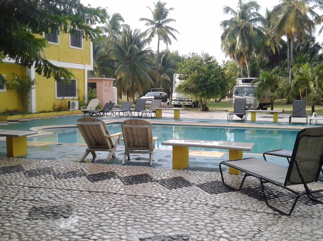 Pedernales酒店住宿-Hotel Villas Del Mar