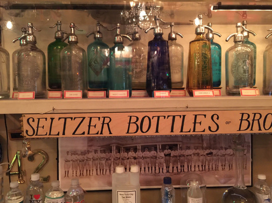 The City Reliquary-布鲁克林必去景点