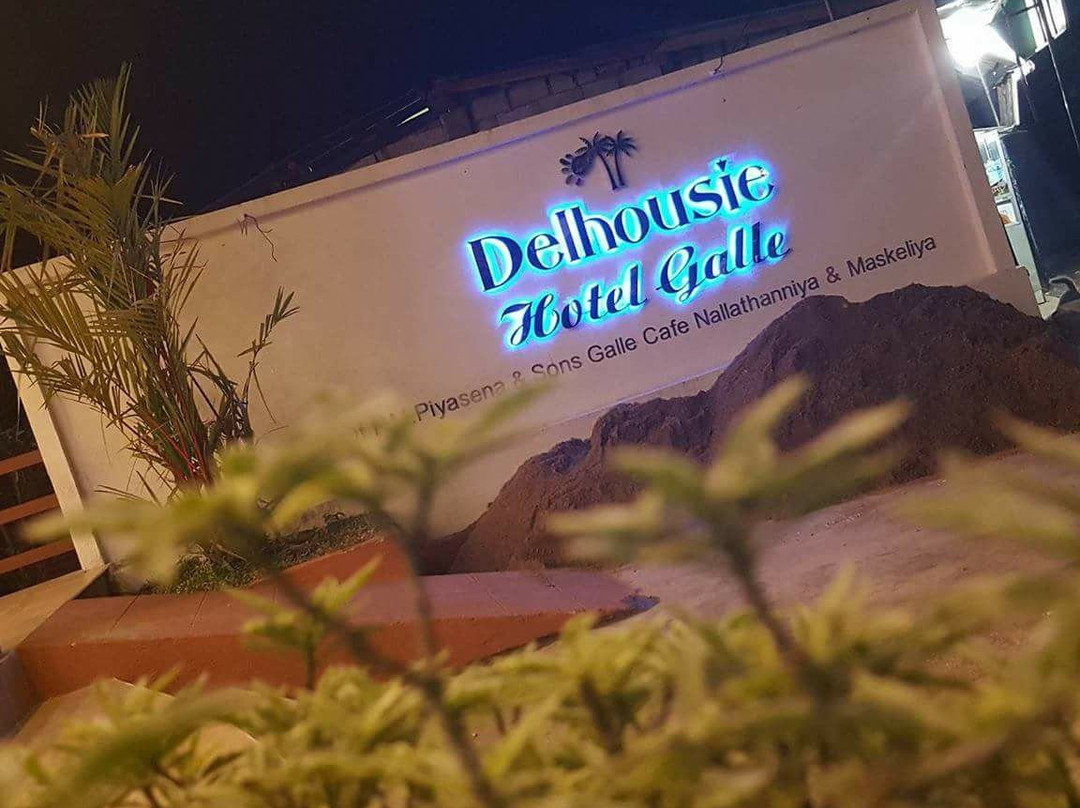 Delhousie Hotel