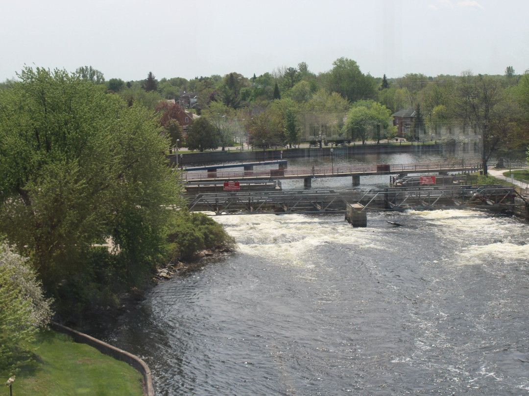 Rideau Canal Visitor Centre景点图片