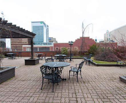 乔治王子酒店主图