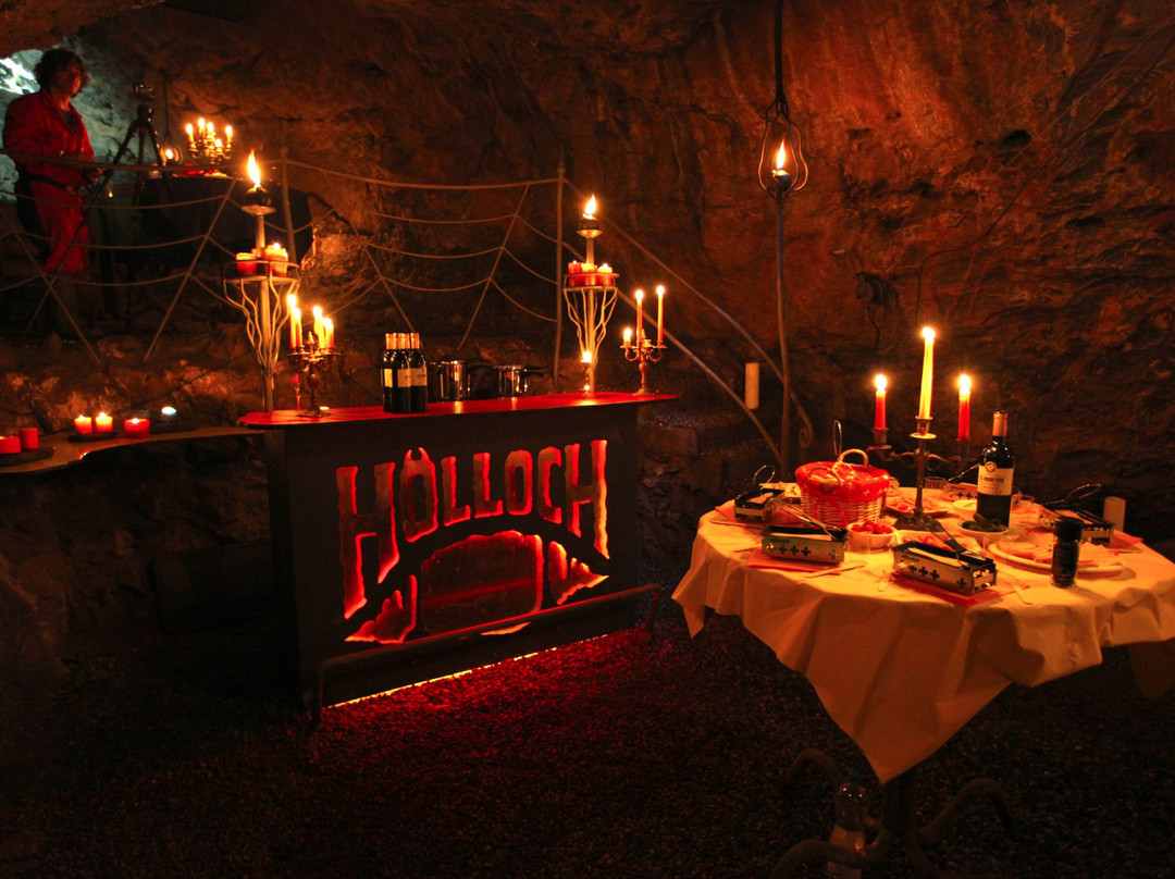 Hoelloch Caves-Muotathal必去景点