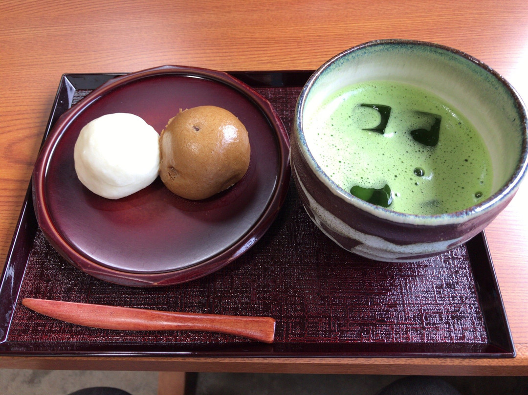Enoshima餐馆和美食-Nakamuraya Yokan