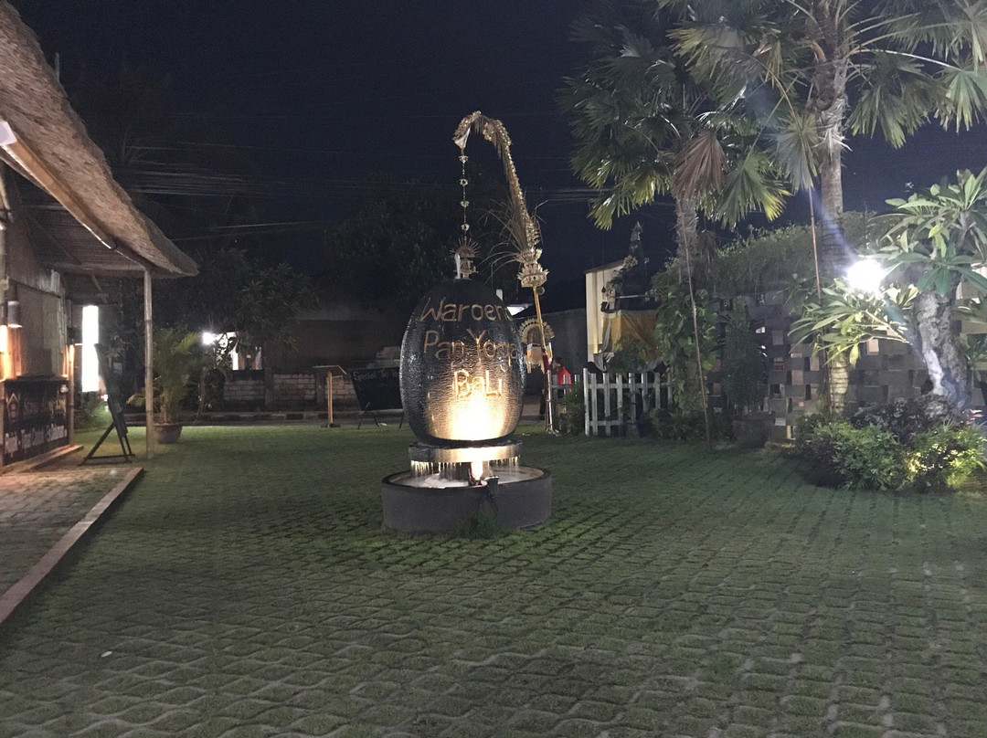 Waroeng Pan Yoga