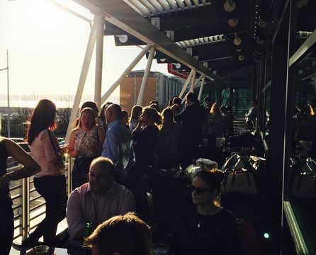 Tamba Bar-St. Helier必去景点