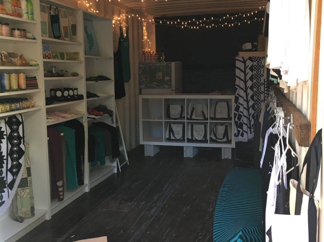 Barefoot Yoga P.r.-吕康必去景点