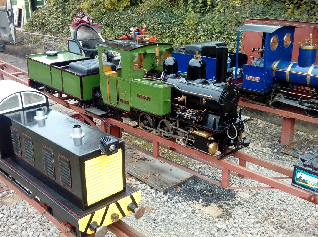 Caldecotte Miniature Railway景点图片