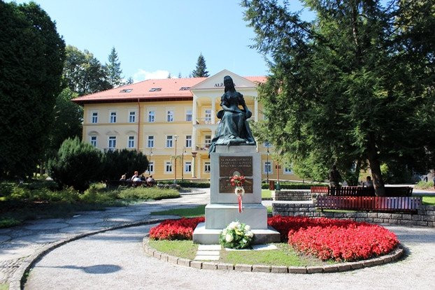 Statue of Empress Elisabeth景点图片