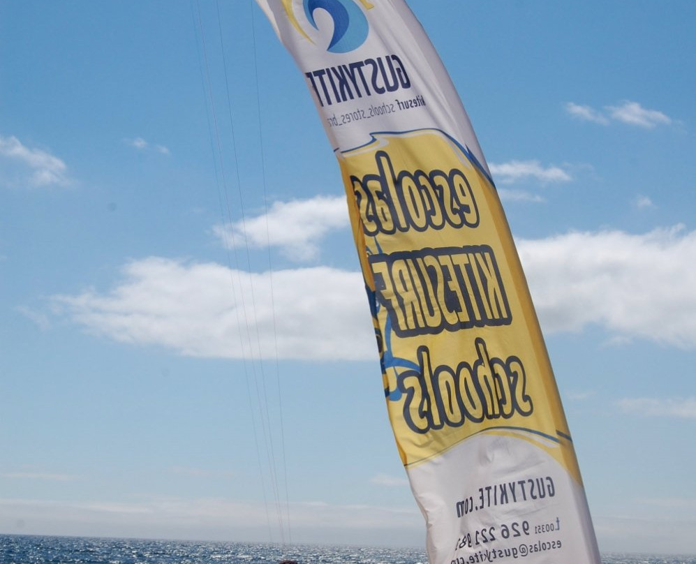 Gustykite Kitesurf School景点图片