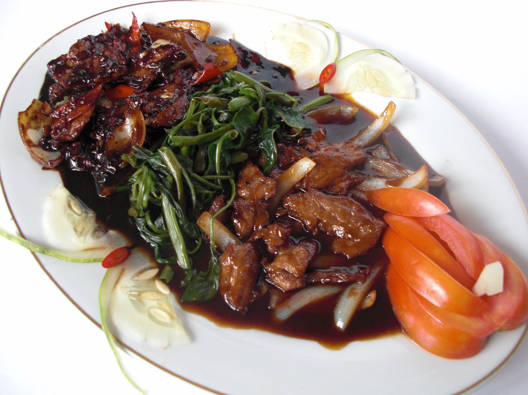 Rungkut Menanggal餐馆和美食-Wadung Asri Resto