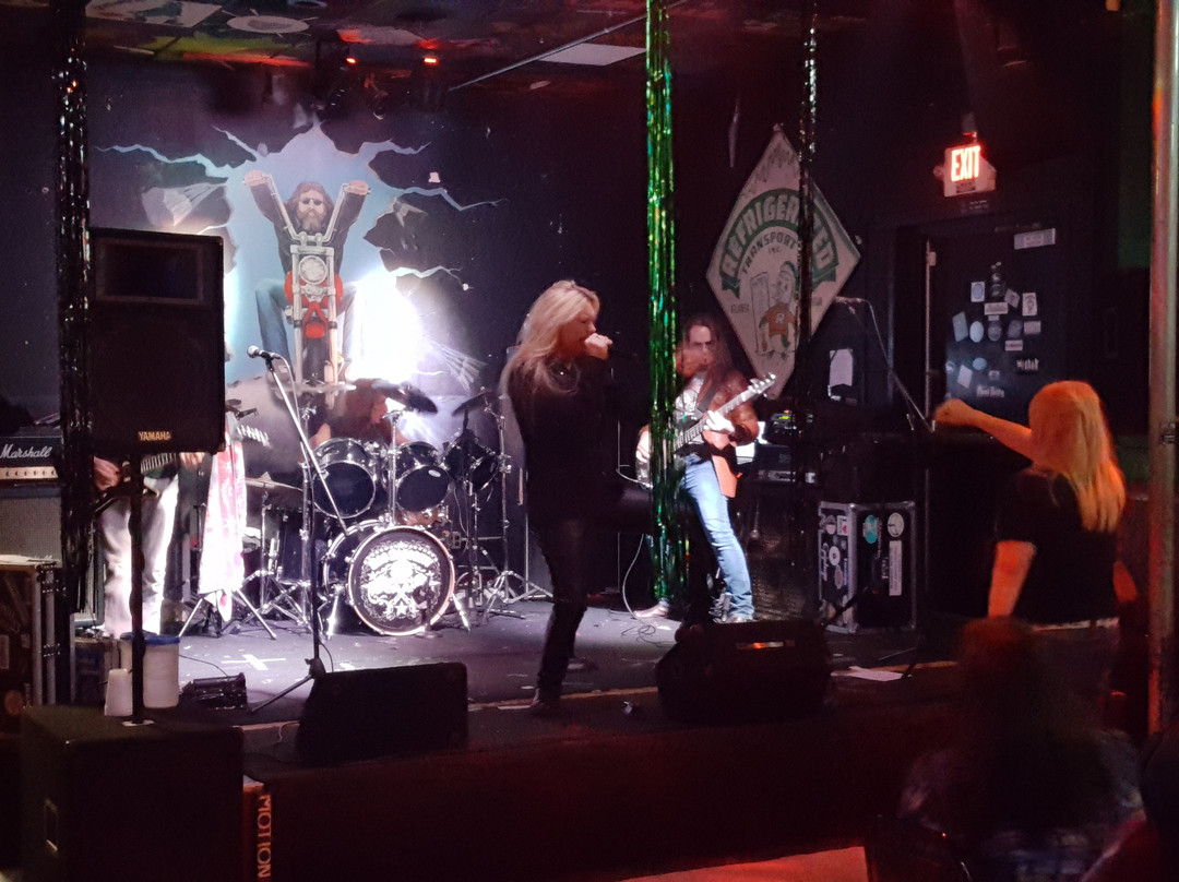 Motorheads Bar & Grill