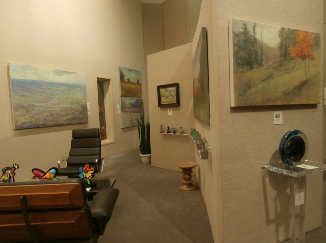 Saper Galleries and Custom Framing景点图片