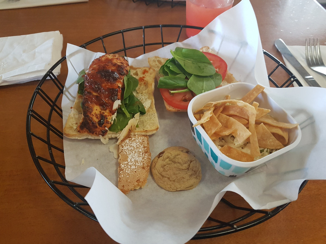 奇诺餐馆和美食-The Avocado House