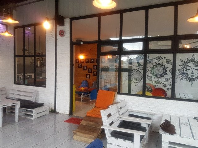 Sokaraja旅游景点-Rumah Momo House of Tarot