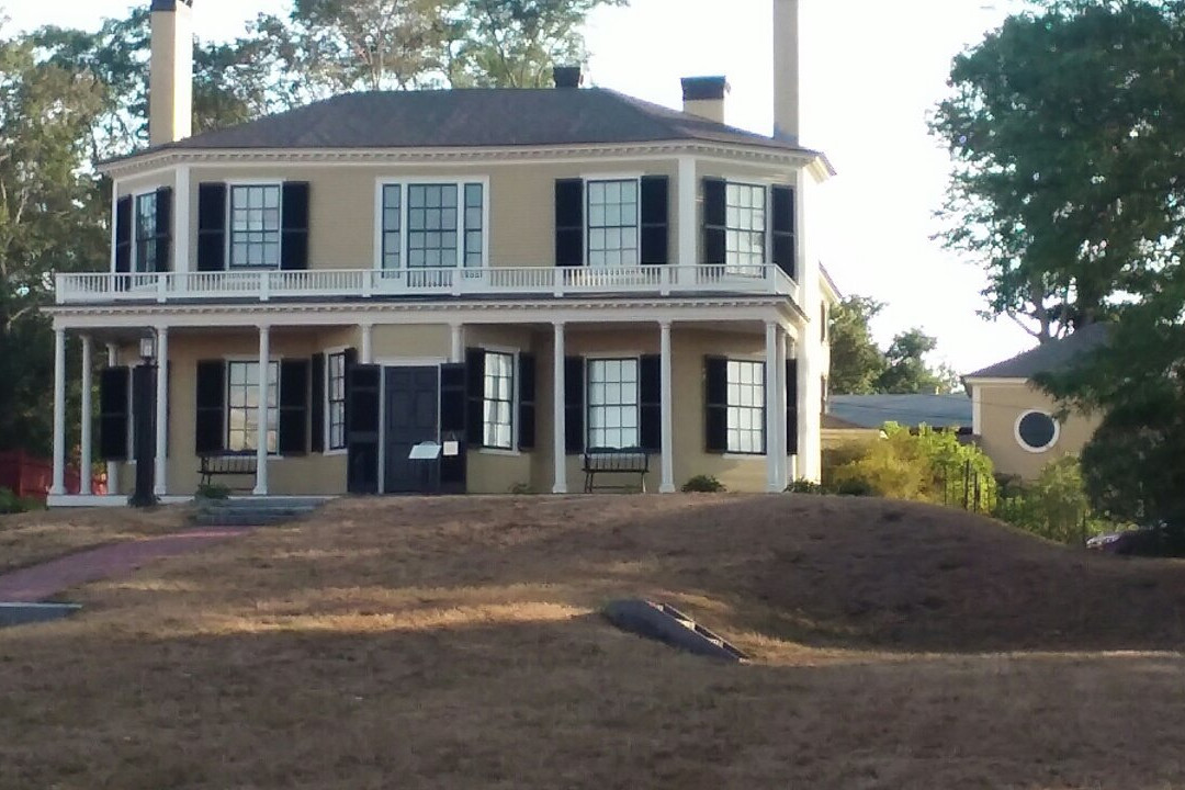 Hedge House-普利茅斯必去景点