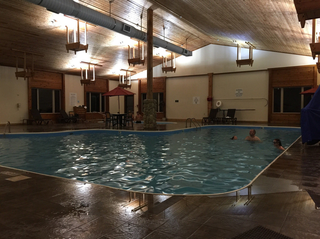 缪尼辛酒店住宿-谬尼辛湖景智选假日套房酒店