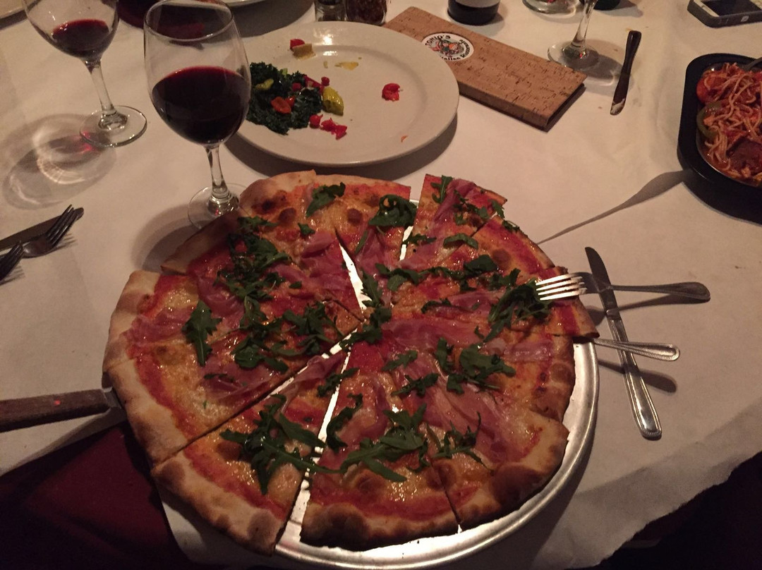 埃尔克哈特餐馆和美食-Antonio's