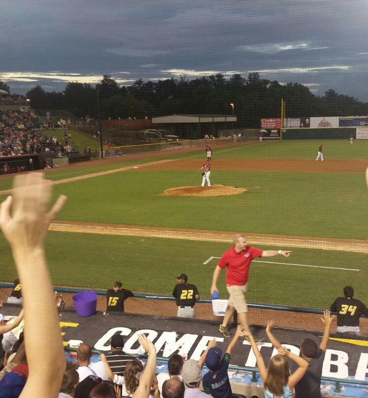 Hickory Crawdads / L.P. Frans Stadium景点图片