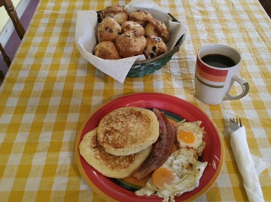 Marquez餐馆和美食-Kitchen Fresh Pies To Go!