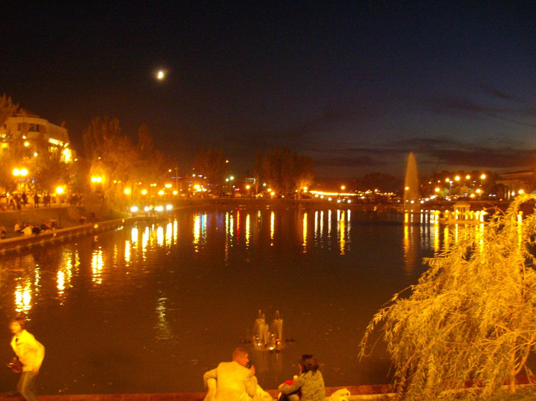 Swan Lake-阿斯特拉罕必去景点