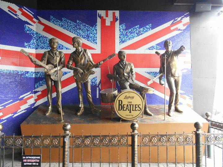 The Beatles Monument-顿涅茨克必去景点