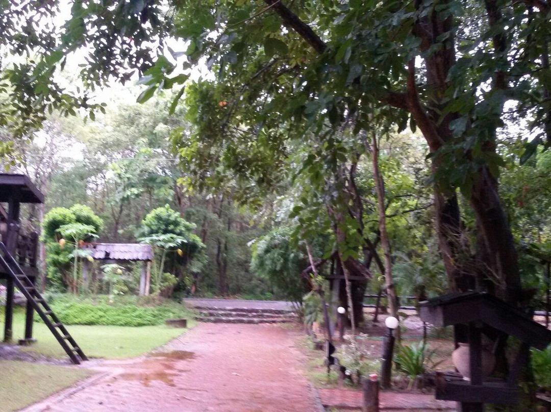 Isan Arts and Culture Centre景点图片
