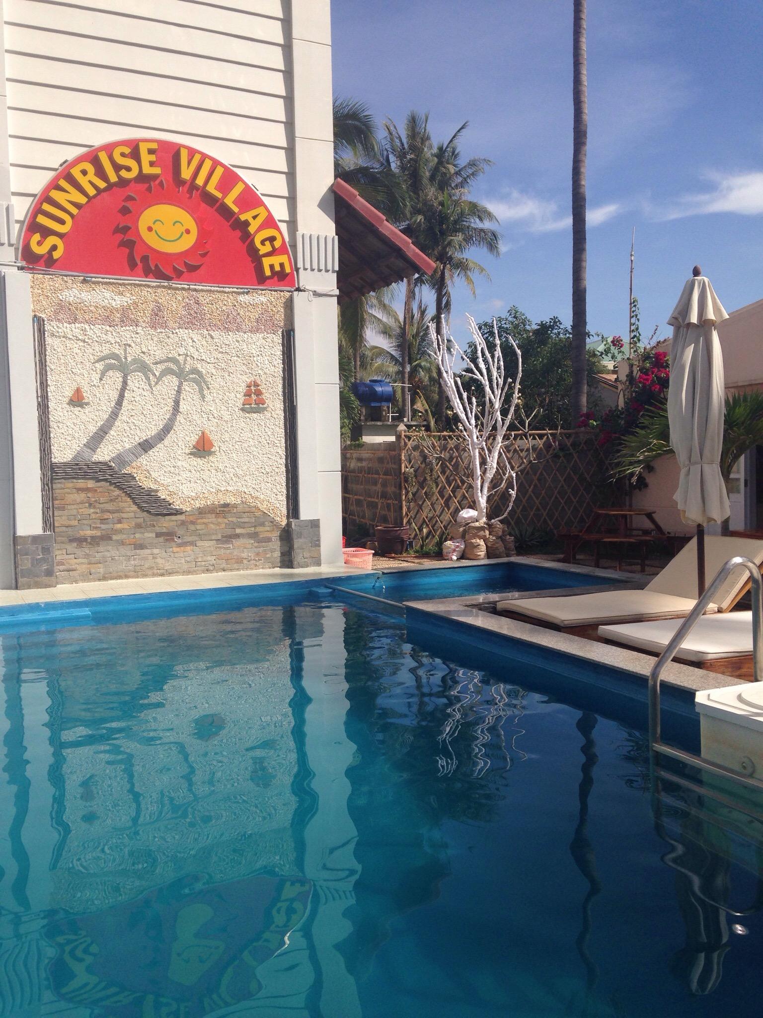 日出乡村酒店-泳池