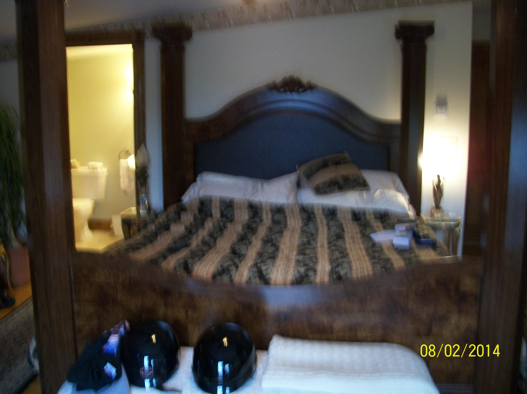 The Lion and the Rose Bed and Breakfast主图