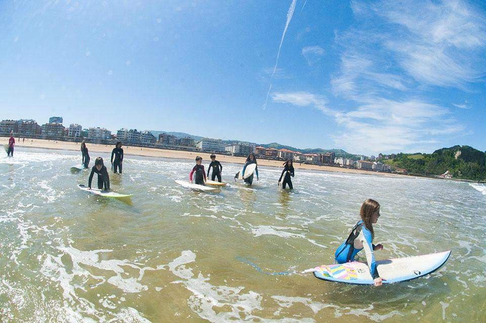 Pukas Surf Eskola Zarautz-扎鲁亚斯必去景点