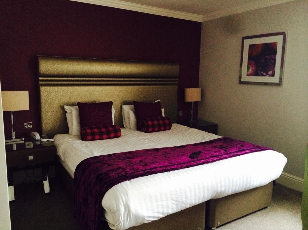 Crabwall Manor Hotel and Spa-Mollington必去景点