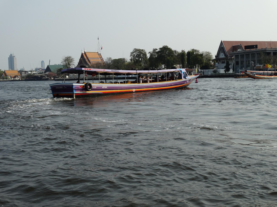 Chao Phraya Express Boat-曼谷必去景点