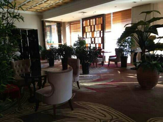 春雪四季酒店（人民医院将军衙署地铁站店）主图