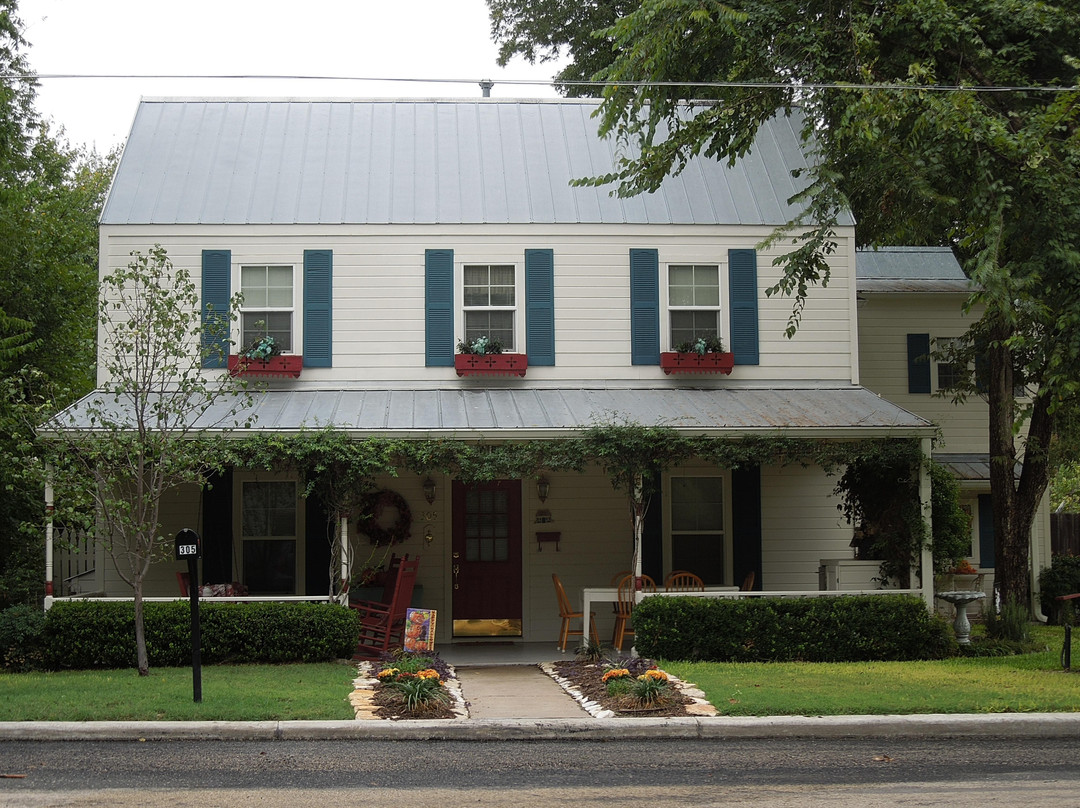 Corner Cottage