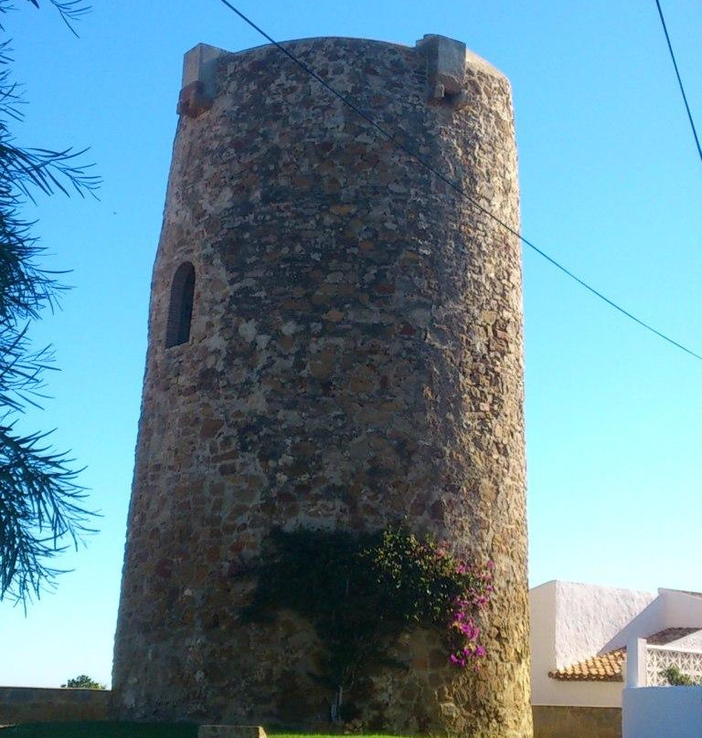 Torre de Arroyo Vaquero景点图片