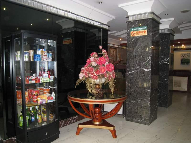 格林豪泰哈尔滨火车站快捷酒店主图