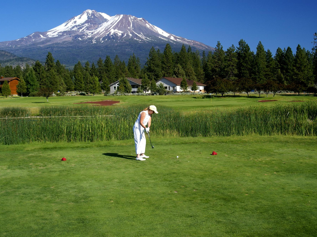 Lake Shastina Golf Resort - Scottish Course景点图片