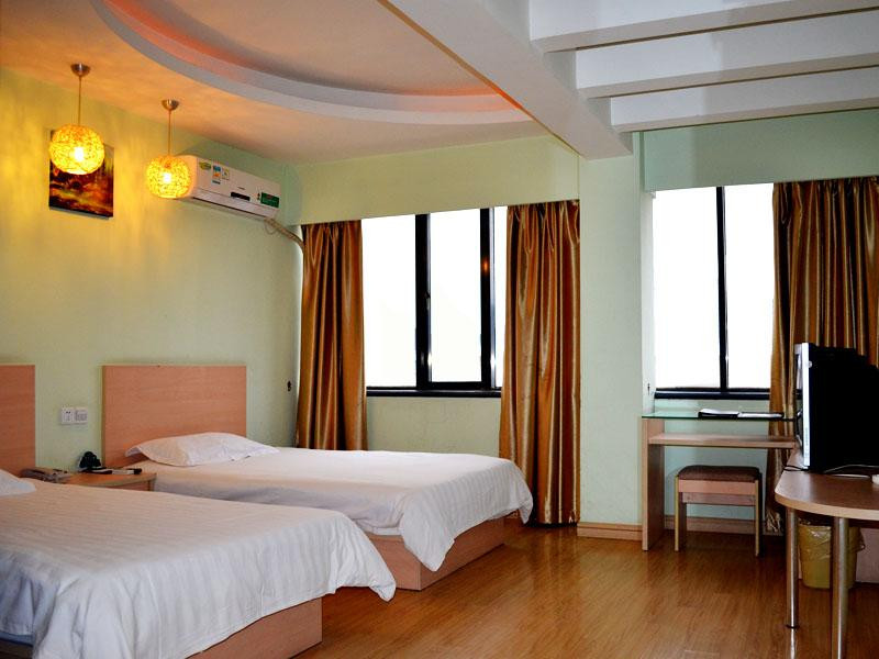 上海格林联盟虹桥火车站会展中心北翟路酒店主图