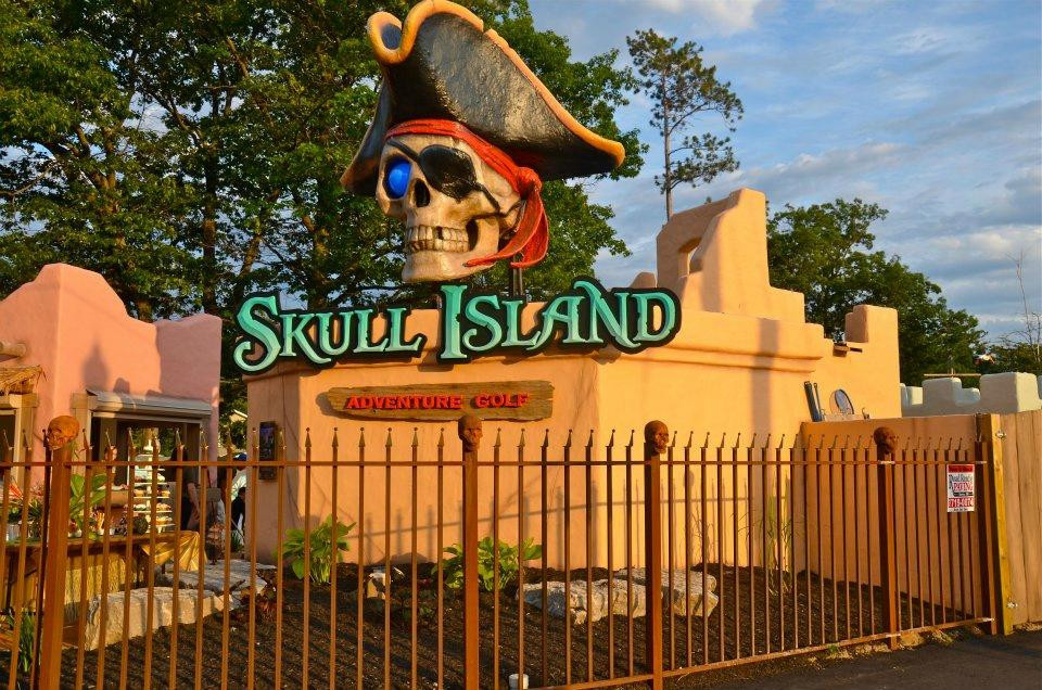 Skull Island Mini Golf景点图片