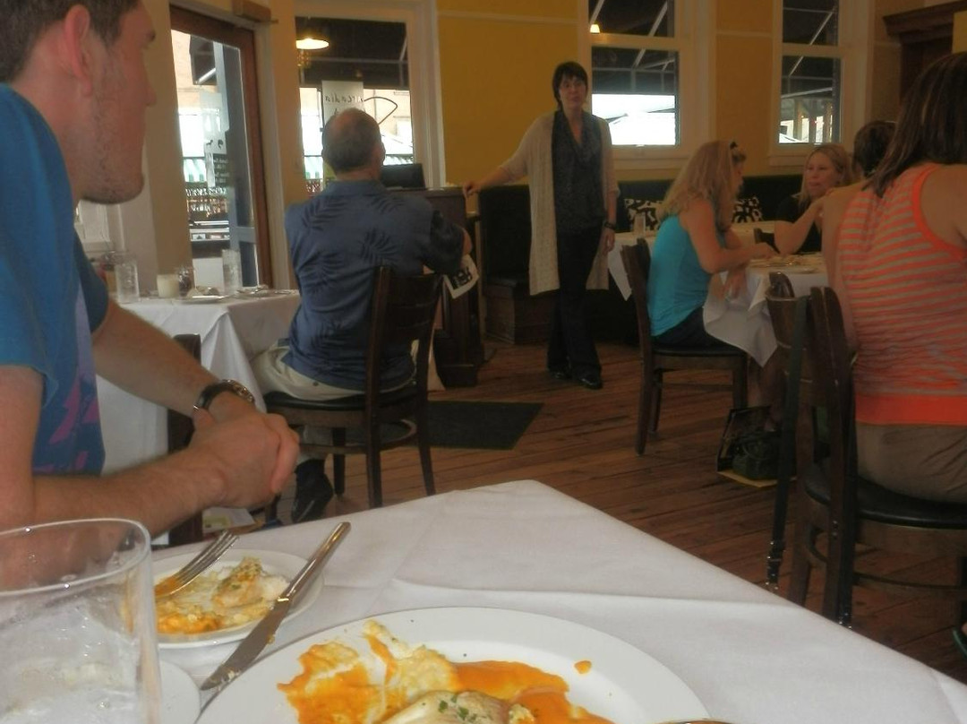 Real Richmond Food Tours-里士满必去景点