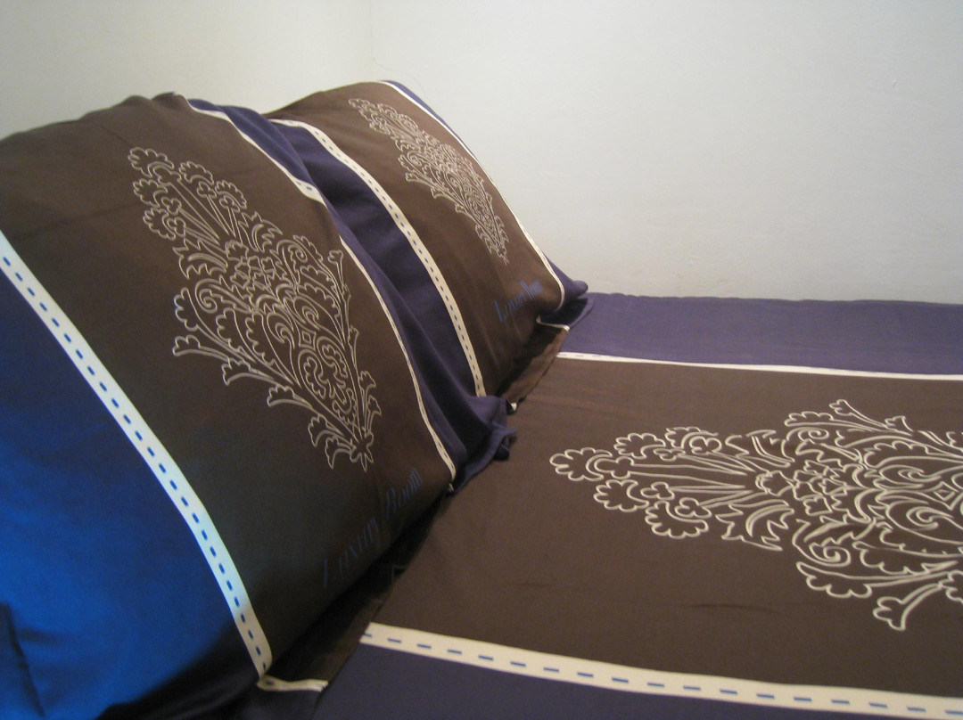 Little Amsterdam主图