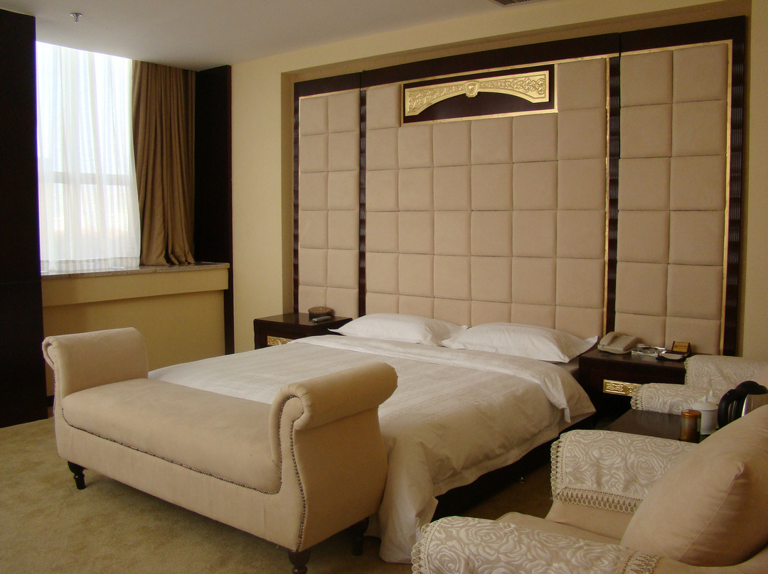 长泰国际大酒店主图