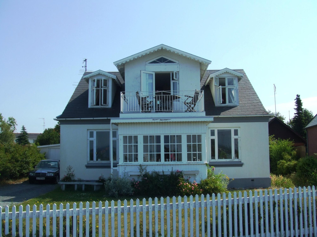 Akirkeby酒店住宿-Knud Norby