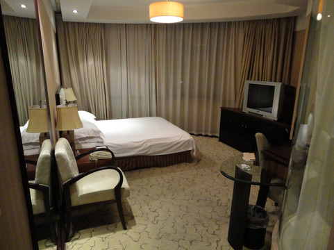 桔子酒店(上海外滩外白渡桥店)主图