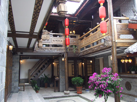 老房子客栈主图