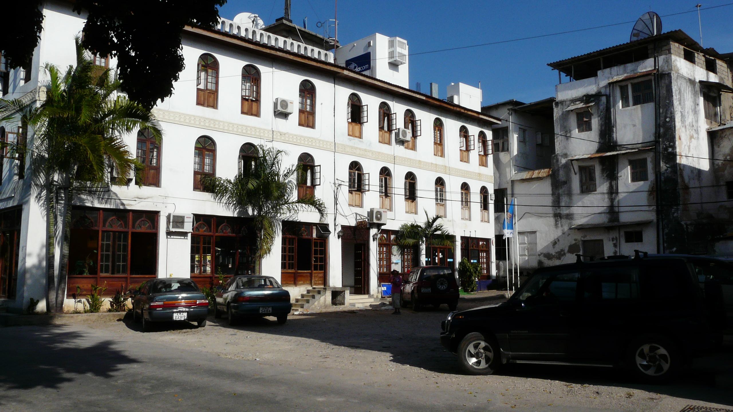 Abuso Inn-客卧