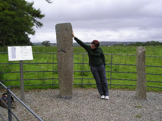 Beaufort旅游景点-Ogham Stones
